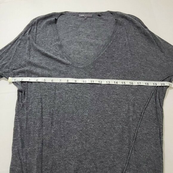 Vince Gray V-Neck Long Sleeve Lightweight Sweater Raw Hem Details‎ Wool Blend M - Picture 11 of 12